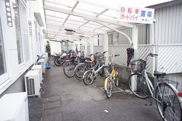 宇都宮駅 バス13分  陽西中西下車：停歩2分 2階の物件外観写真